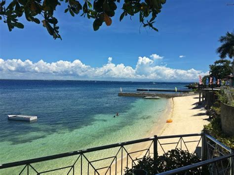 beaches in lapu lapu city
